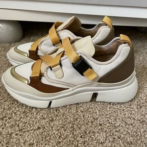 Chloe fashion sneakers
